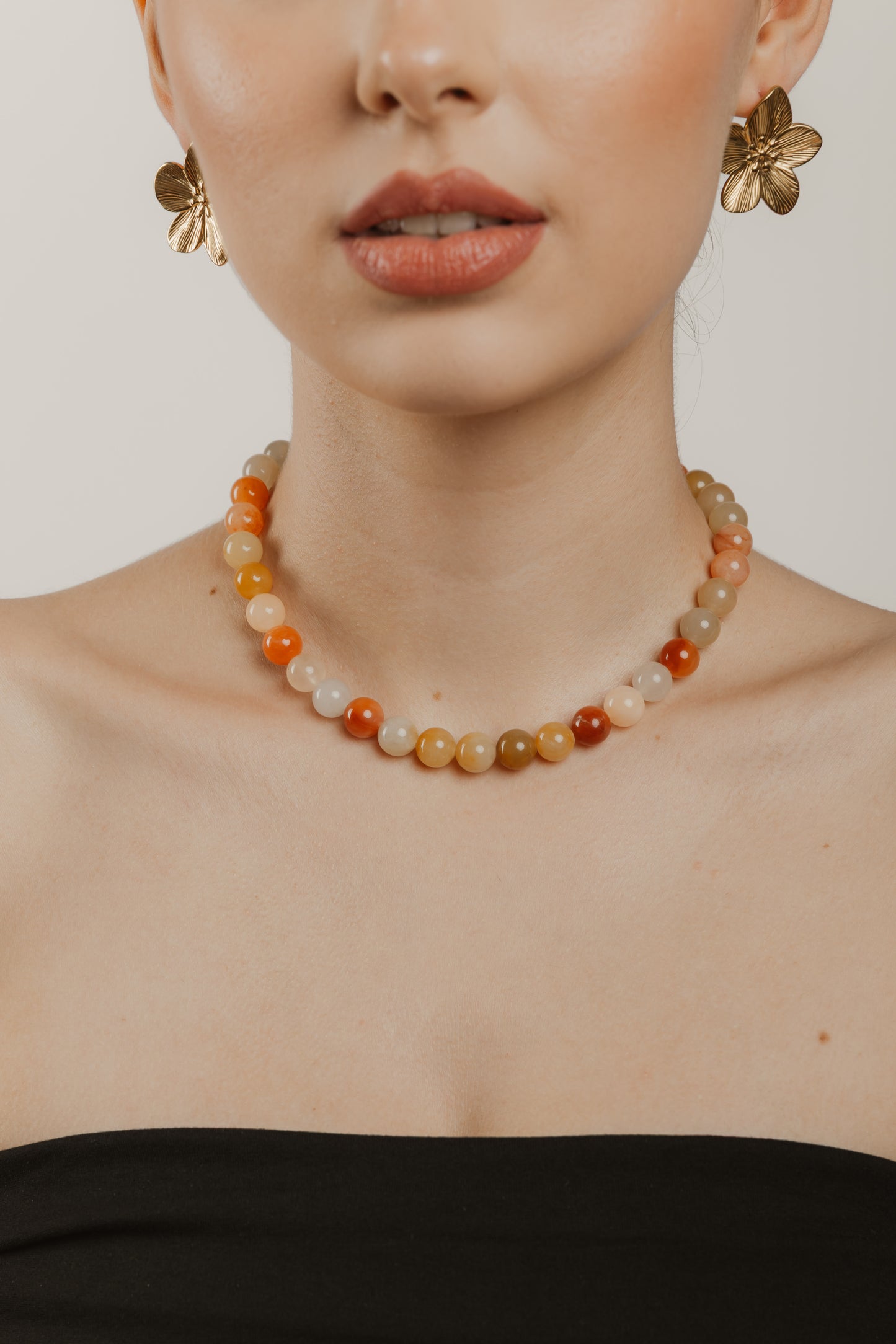 Colier Autumn on Her Skin